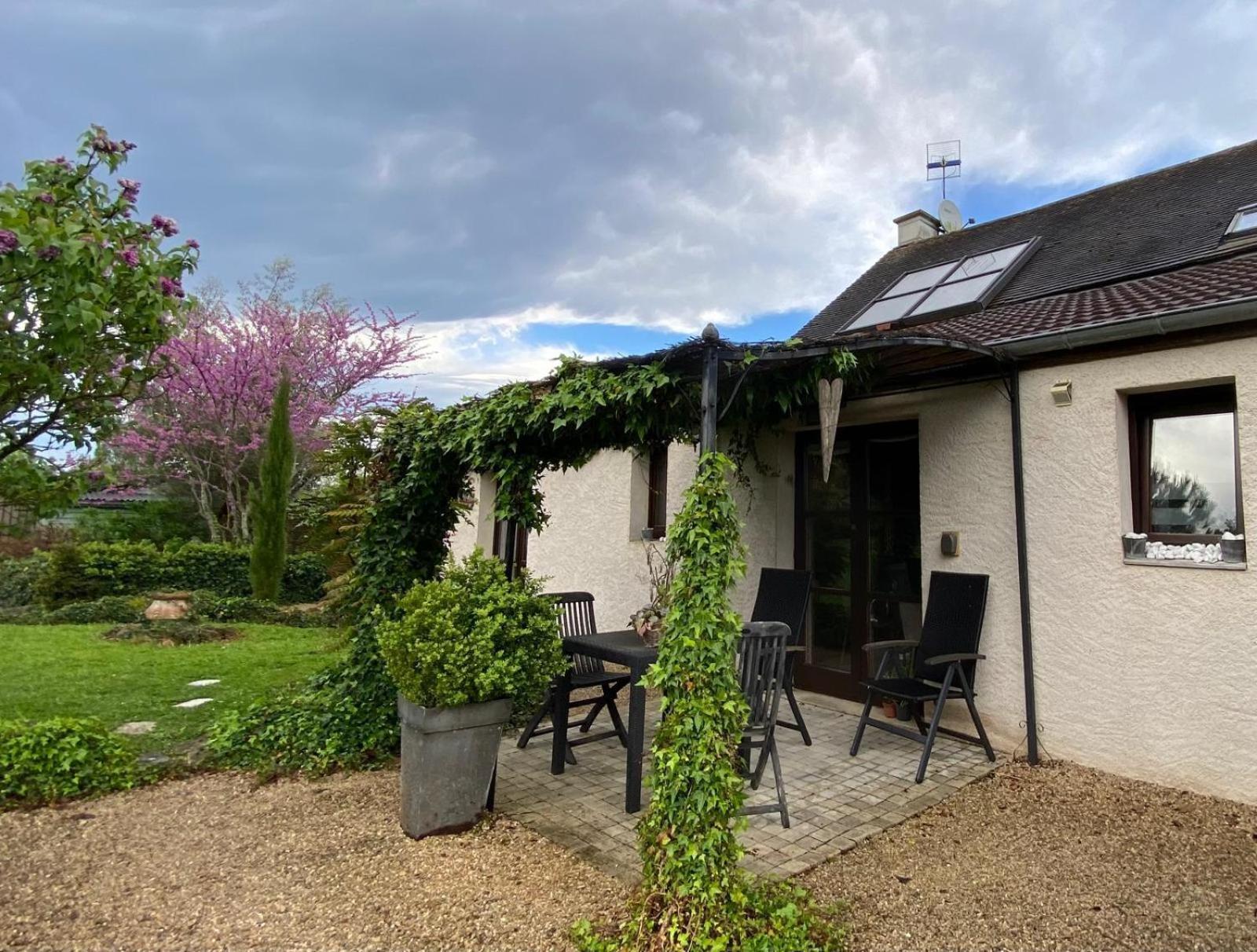 巴龙基尔住宿加早餐旅馆 Farges-les-Chalon 外观 照片